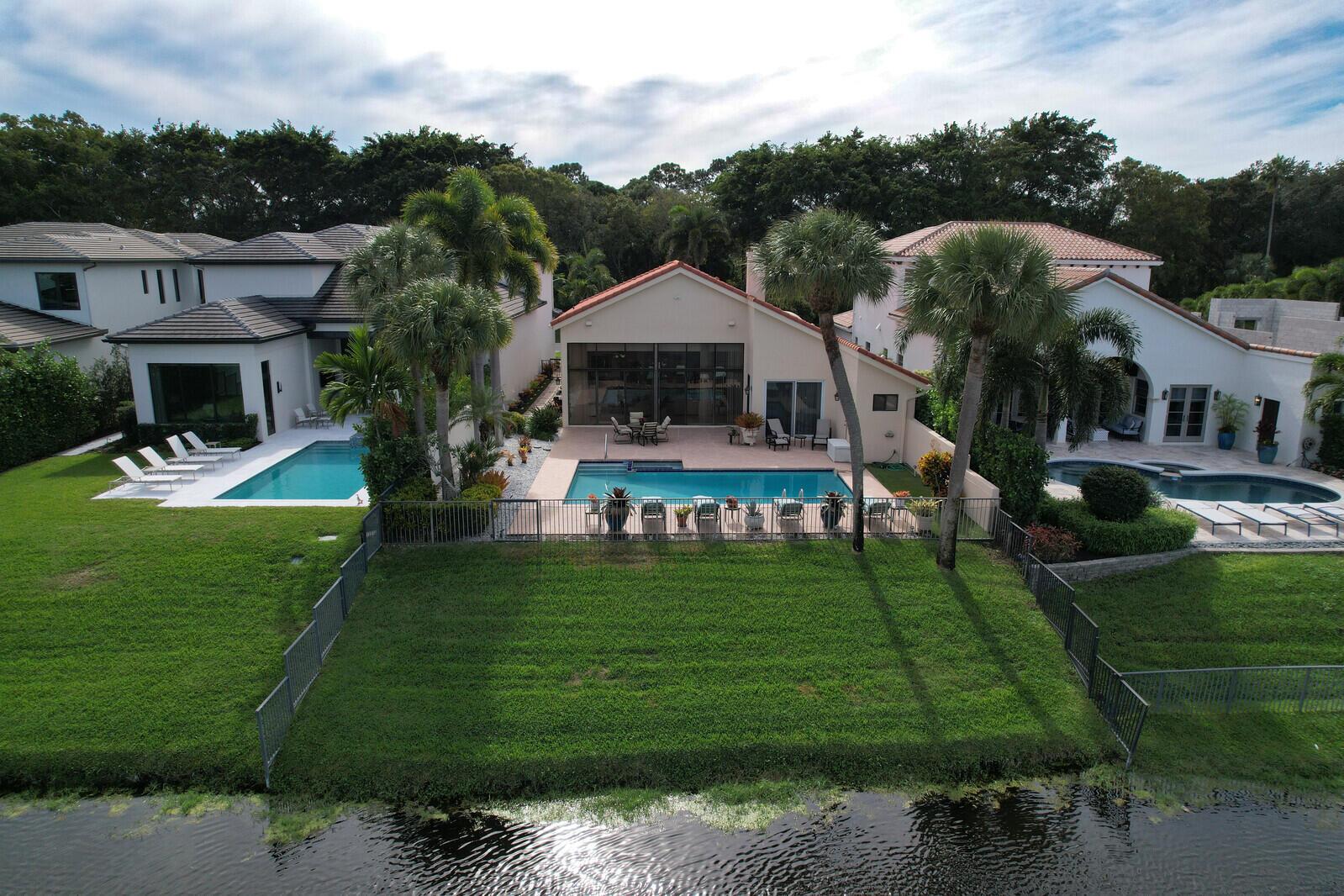 FRENCHMANS CREEK - Residential