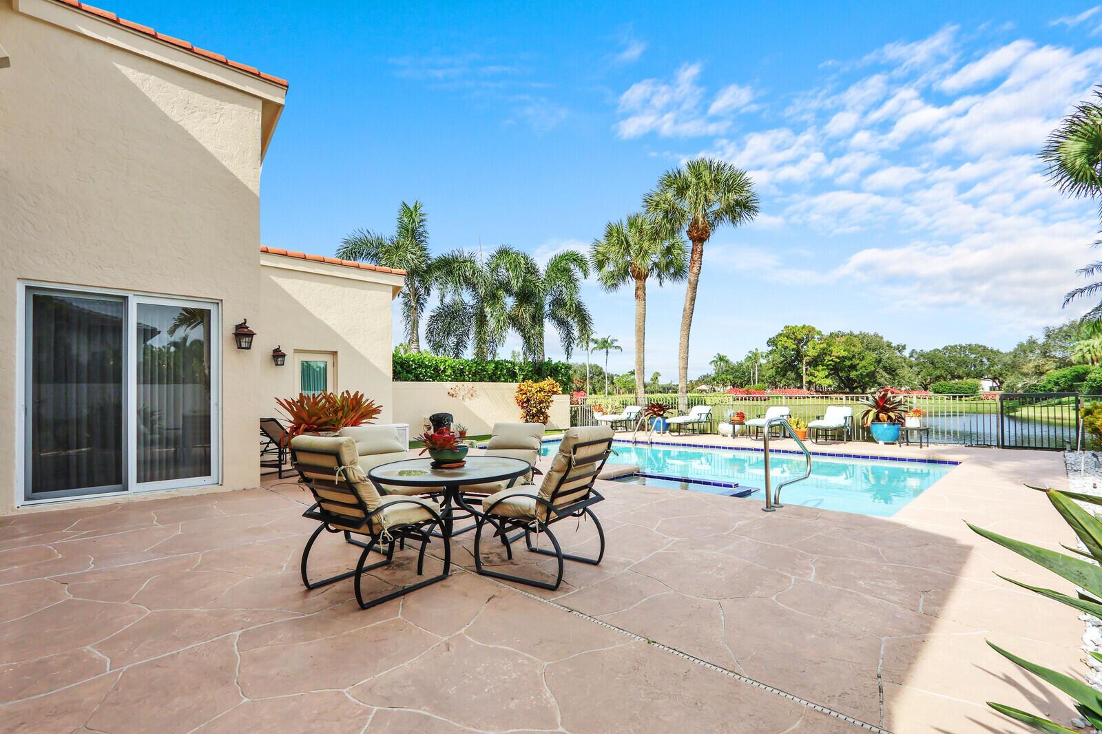 FRENCHMANS CREEK - Residential