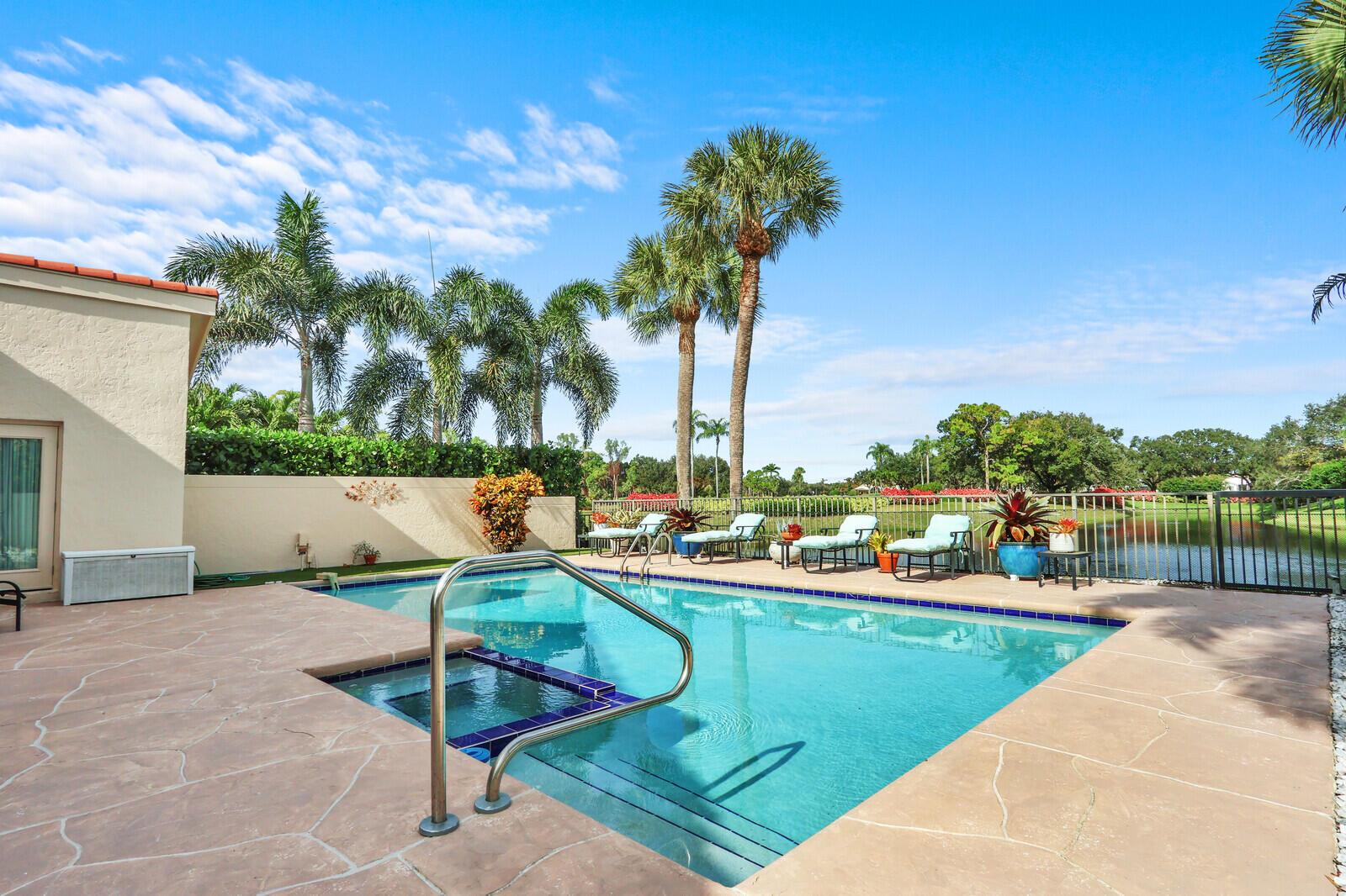 FRENCHMANS CREEK - Residential