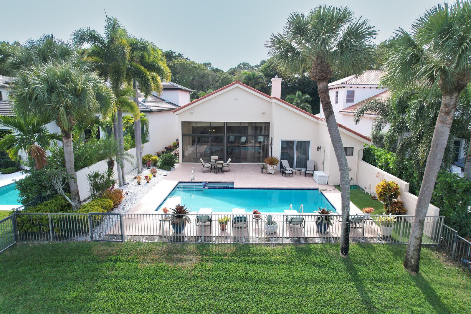 FRENCHMANS CREEK - Residential