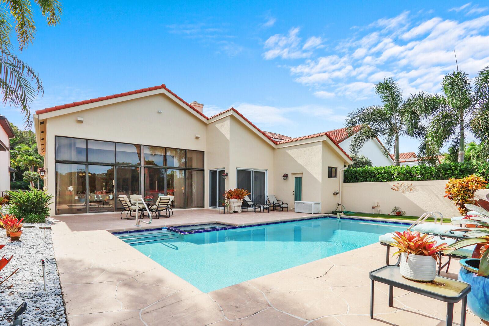 FRENCHMANS CREEK - Residential