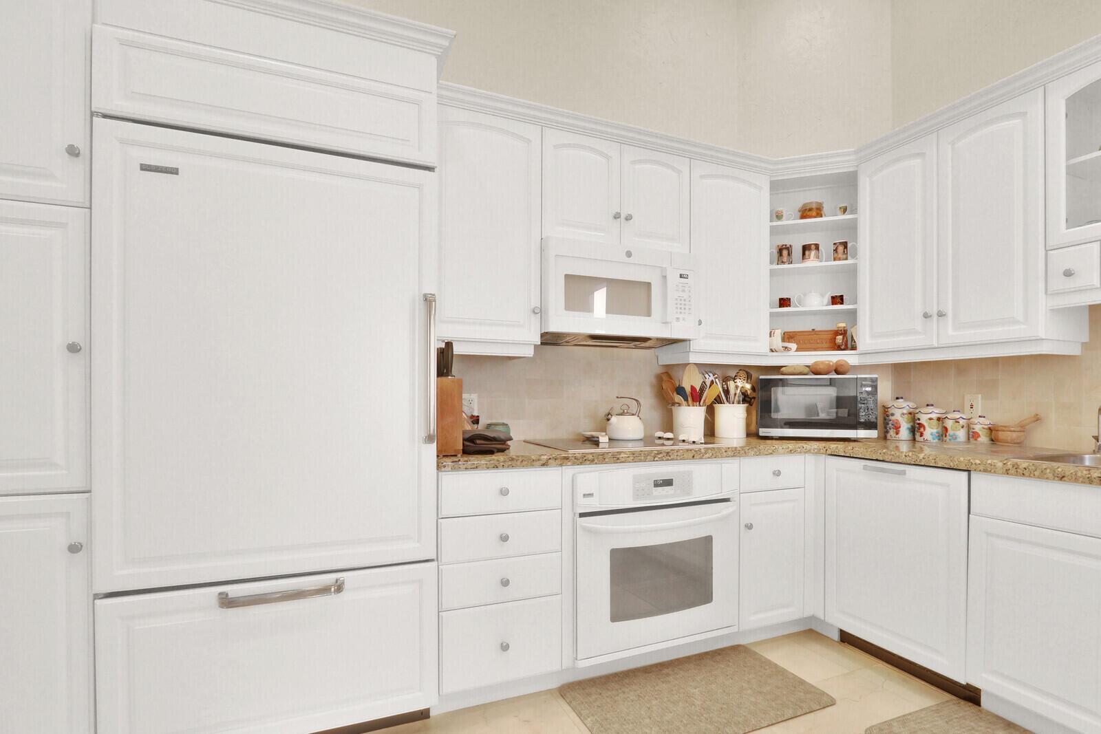 FRENCHMANS CREEK - Residential