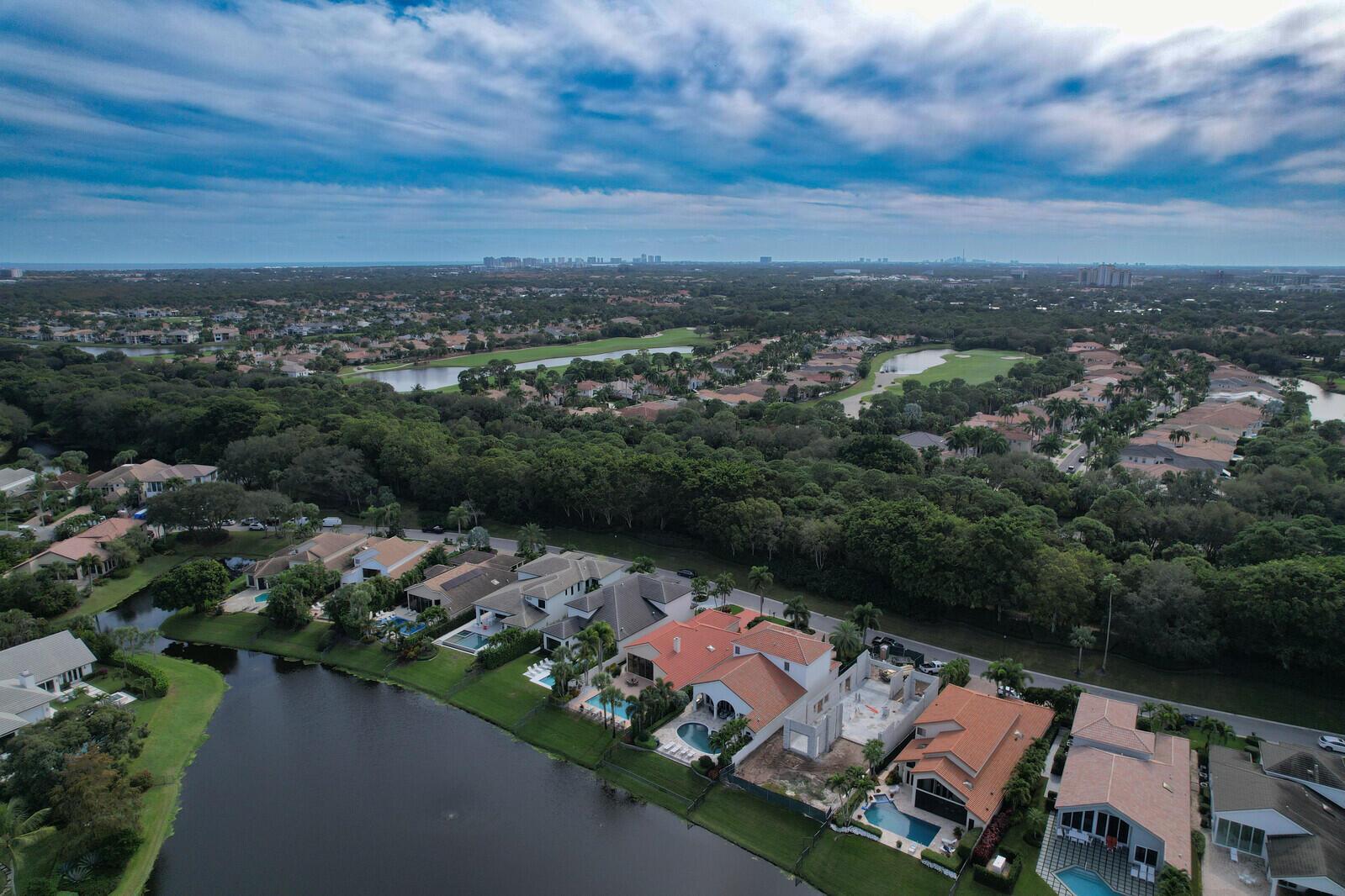 FRENCHMANS CREEK - Residential