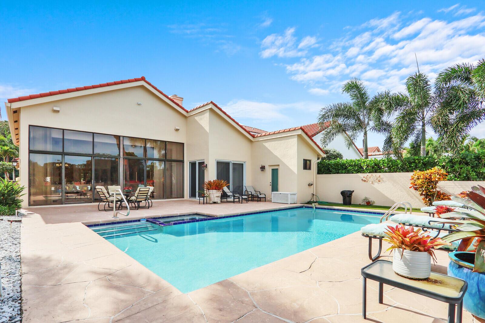 FRENCHMANS CREEK - Residential