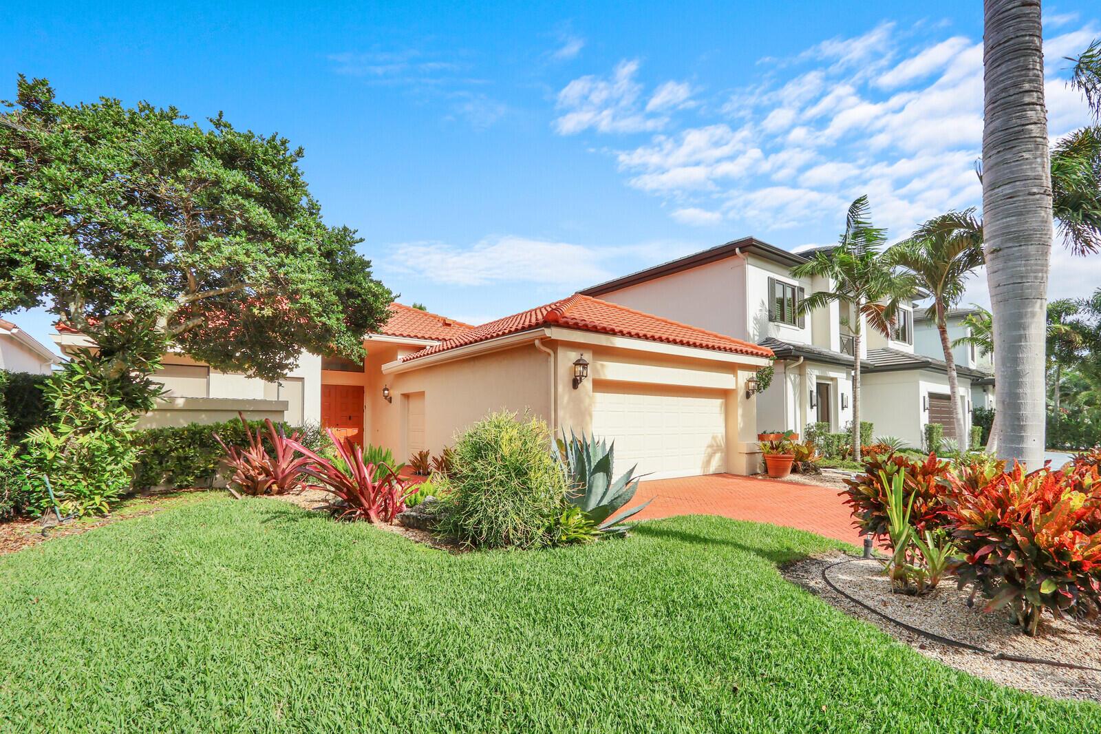 FRENCHMANS CREEK - Residential