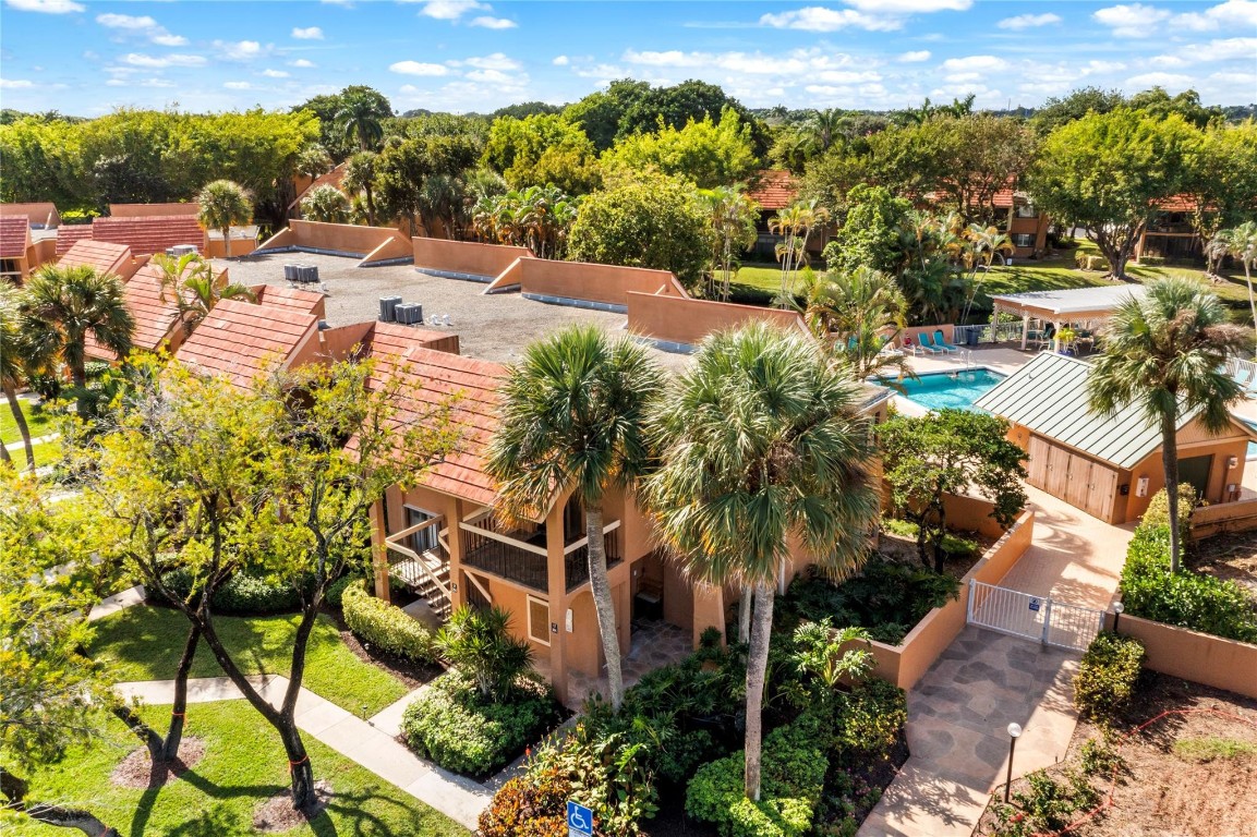 GREEN LAKES CONDO 1 THRU - Residential Lease