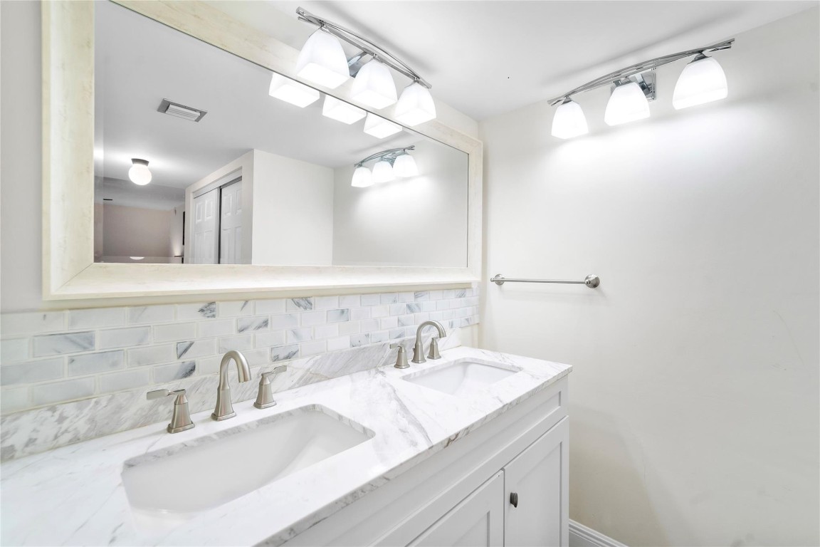 GREEN LAKES CONDO 1 THRU - Residential Lease