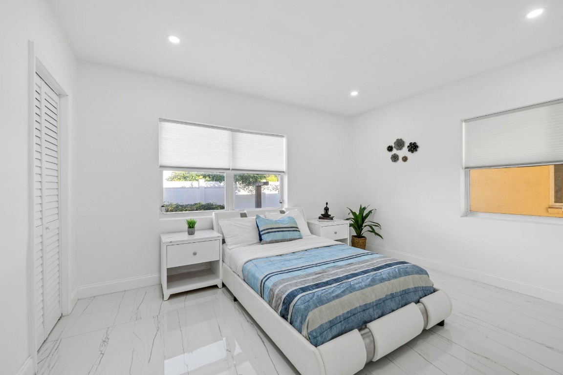 MANGO GARDENS - Residential Lease