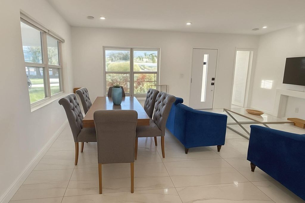 Photo of 1260 SW 32nd St, Fort Lauderdale, FL 33315 (MLS # F10540358)