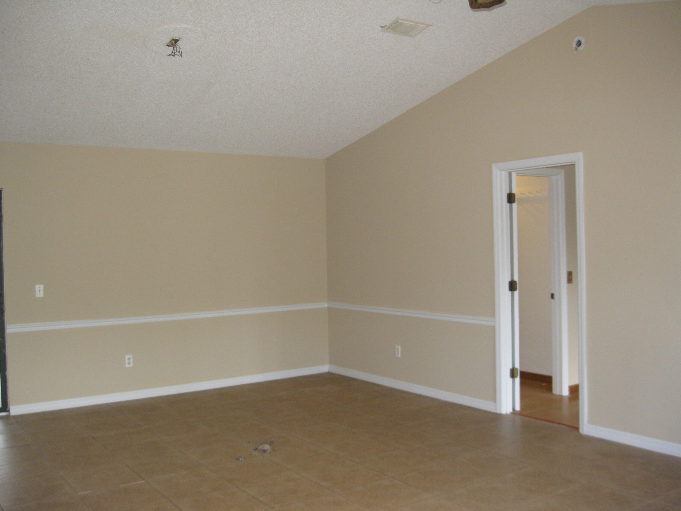 7105 North Boulevard