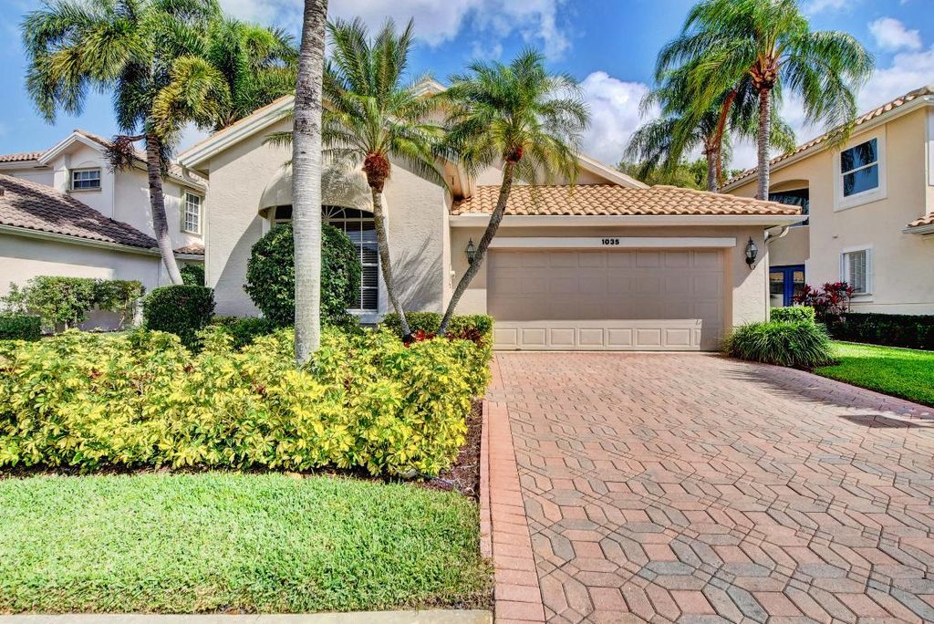 Photo of 1035 Diamond Head Way, Palm Beach Gardens, FL 33418 (MLS # R11086373)