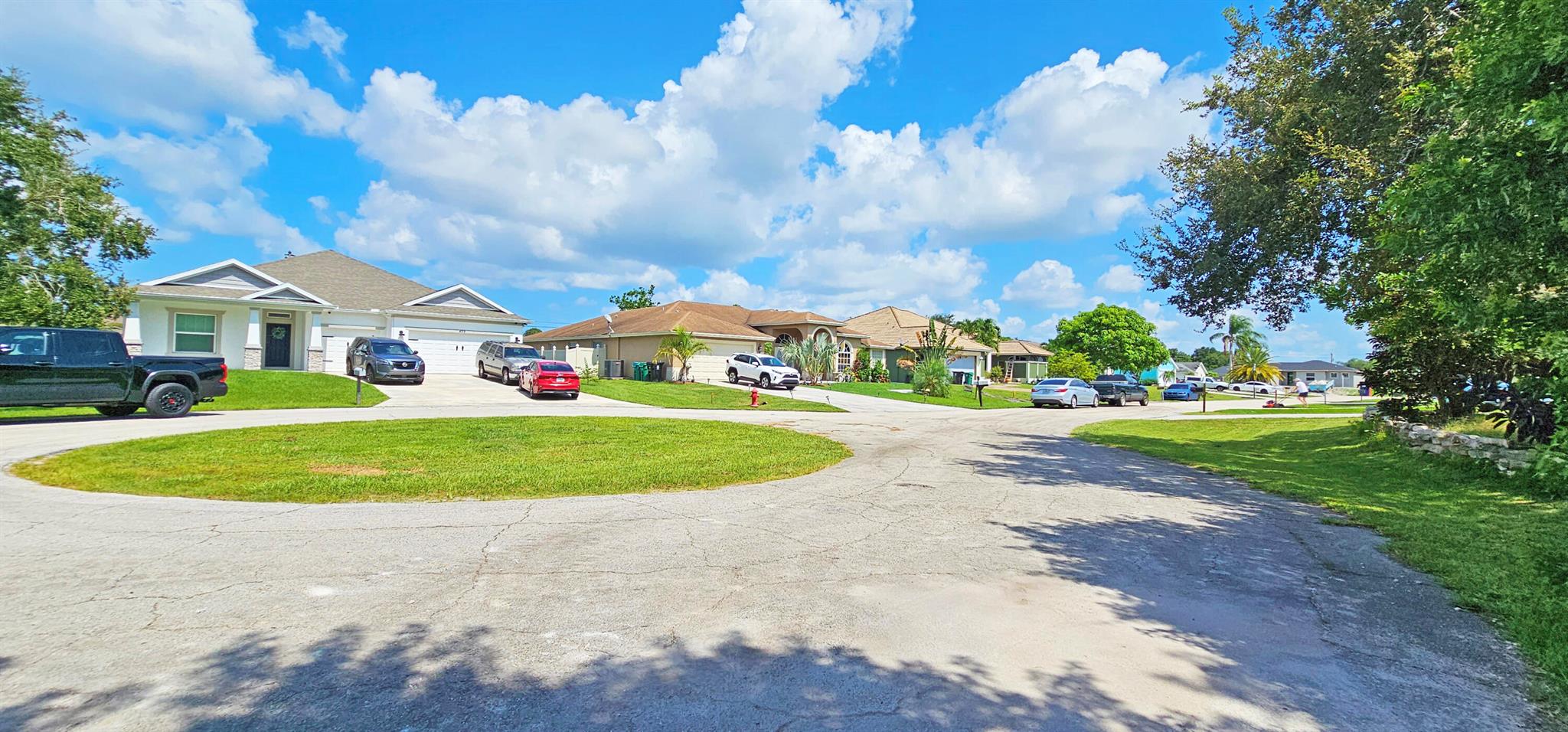 PORT ST LUCIE-SECTION 34- BLK 2423 LOT 27 - Land