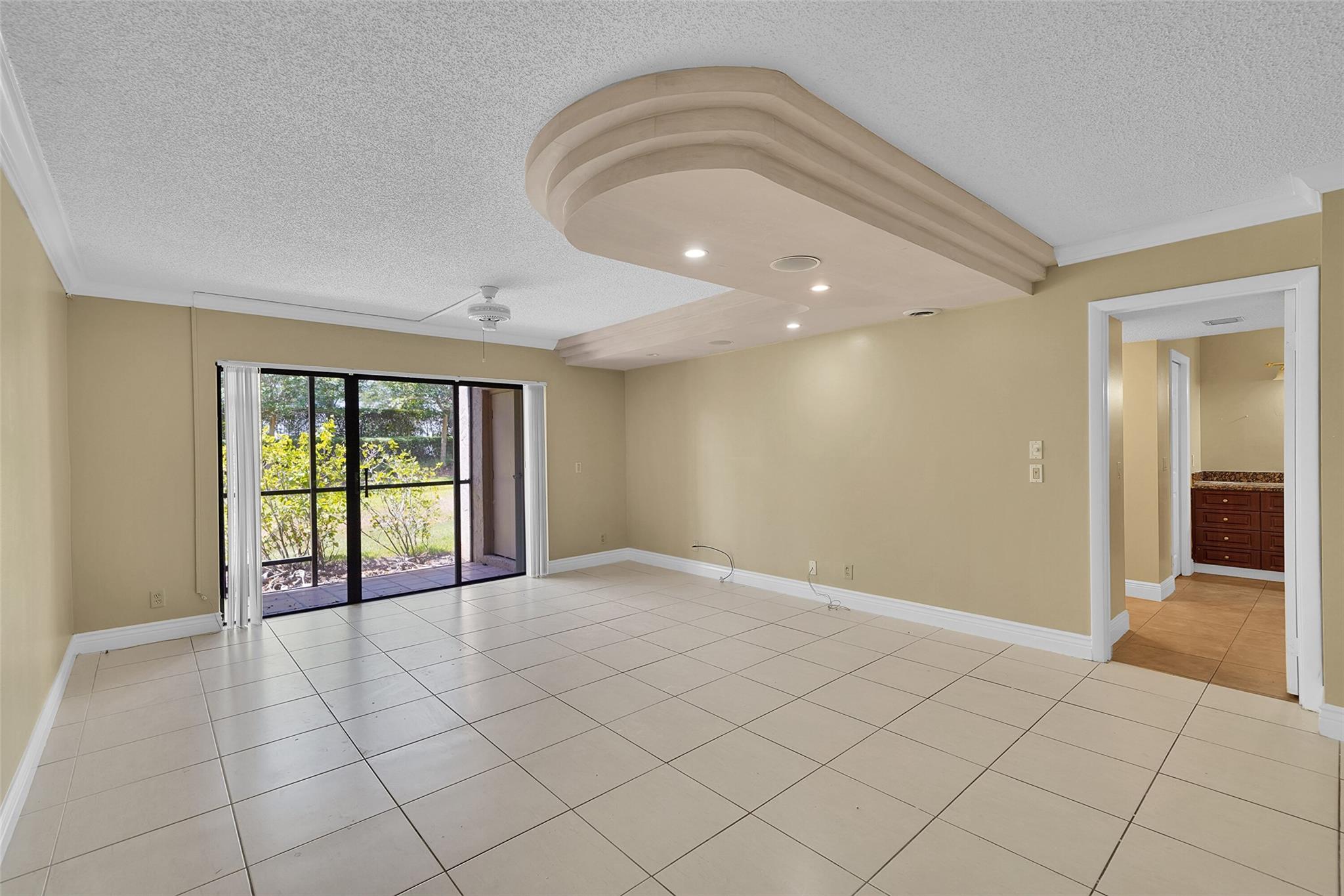 Gardens At Bonaventure #1 - Residential Lease