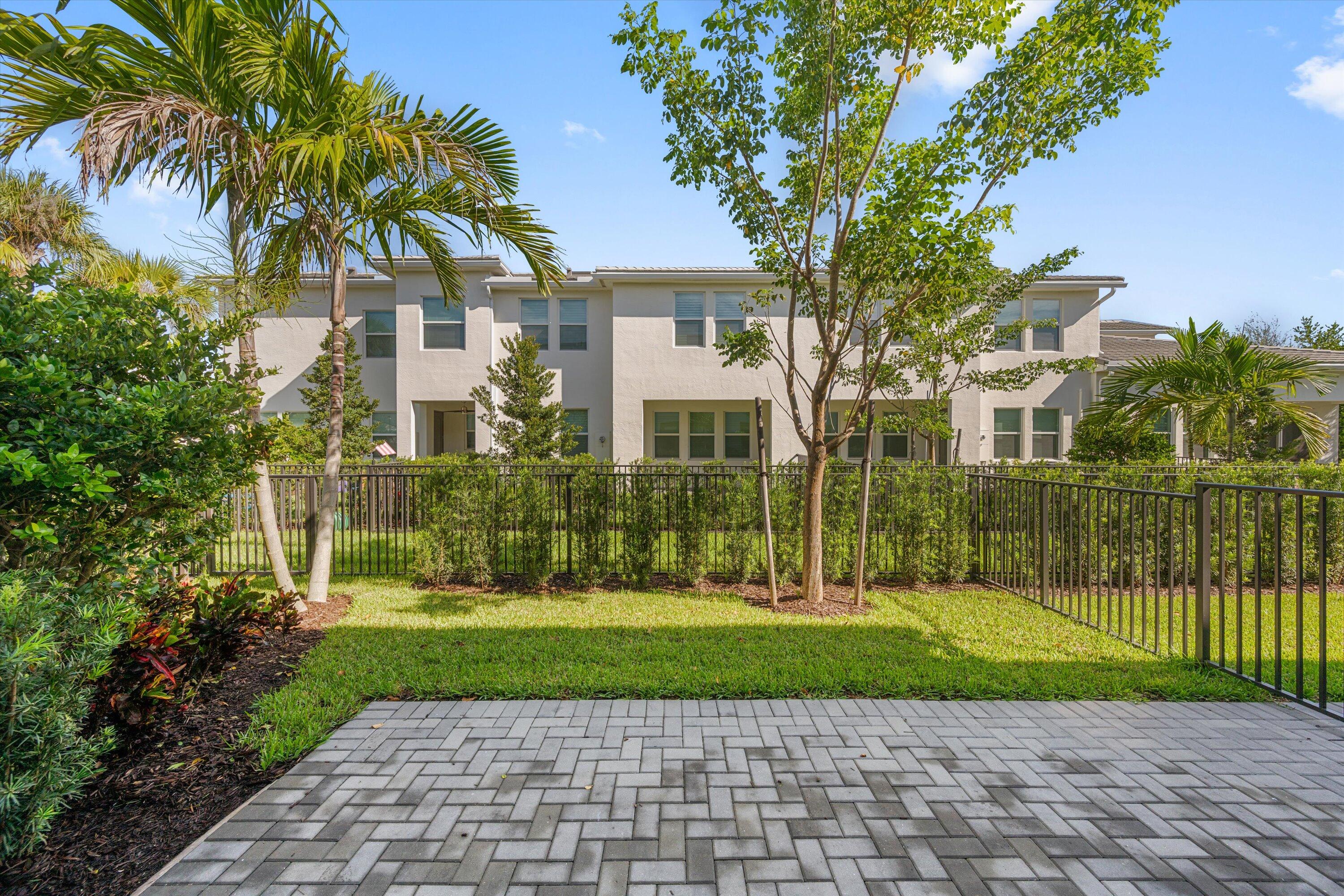 CROSSINGS OF WESTLAKE - Residential