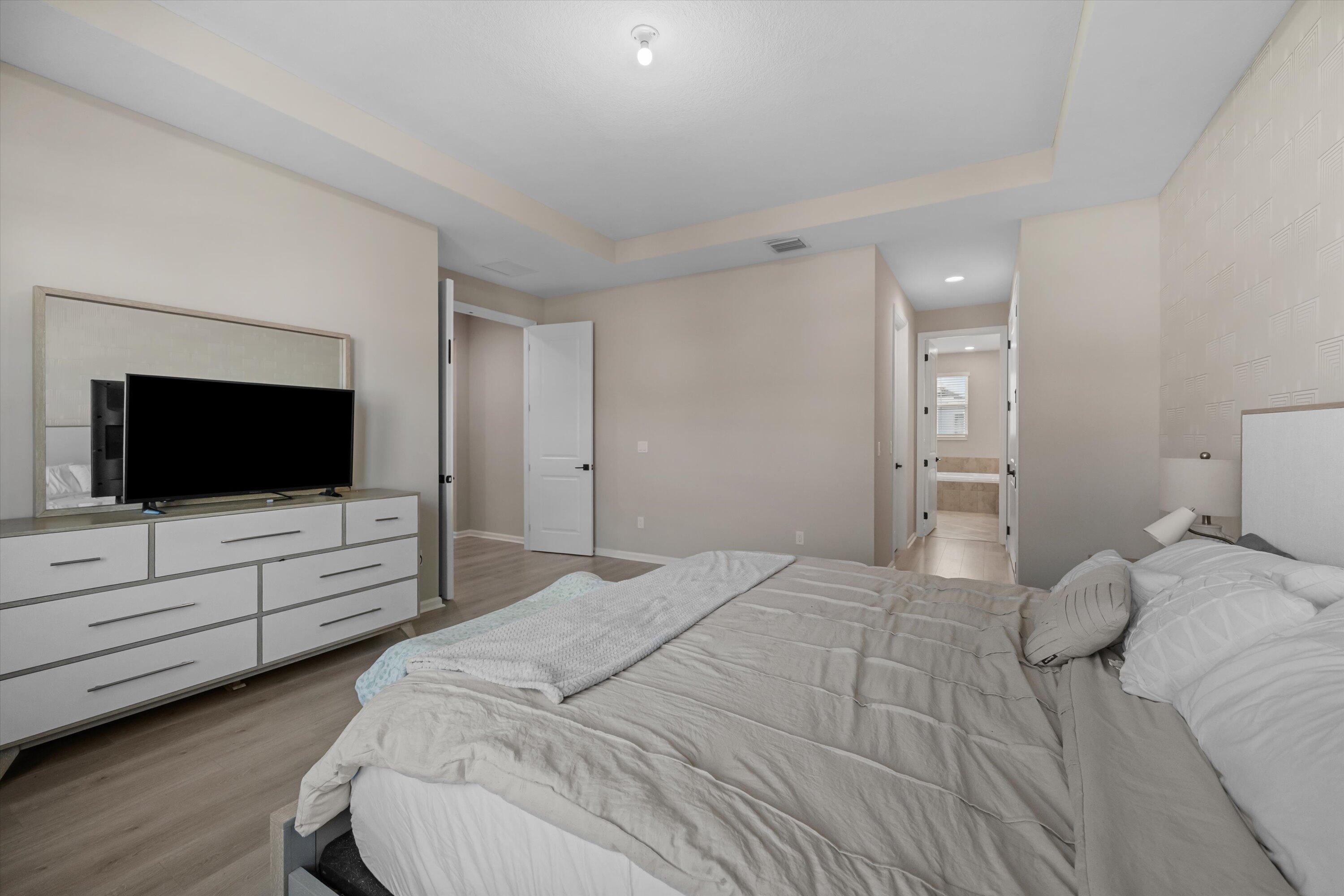 CROSSINGS OF WESTLAKE - Residential