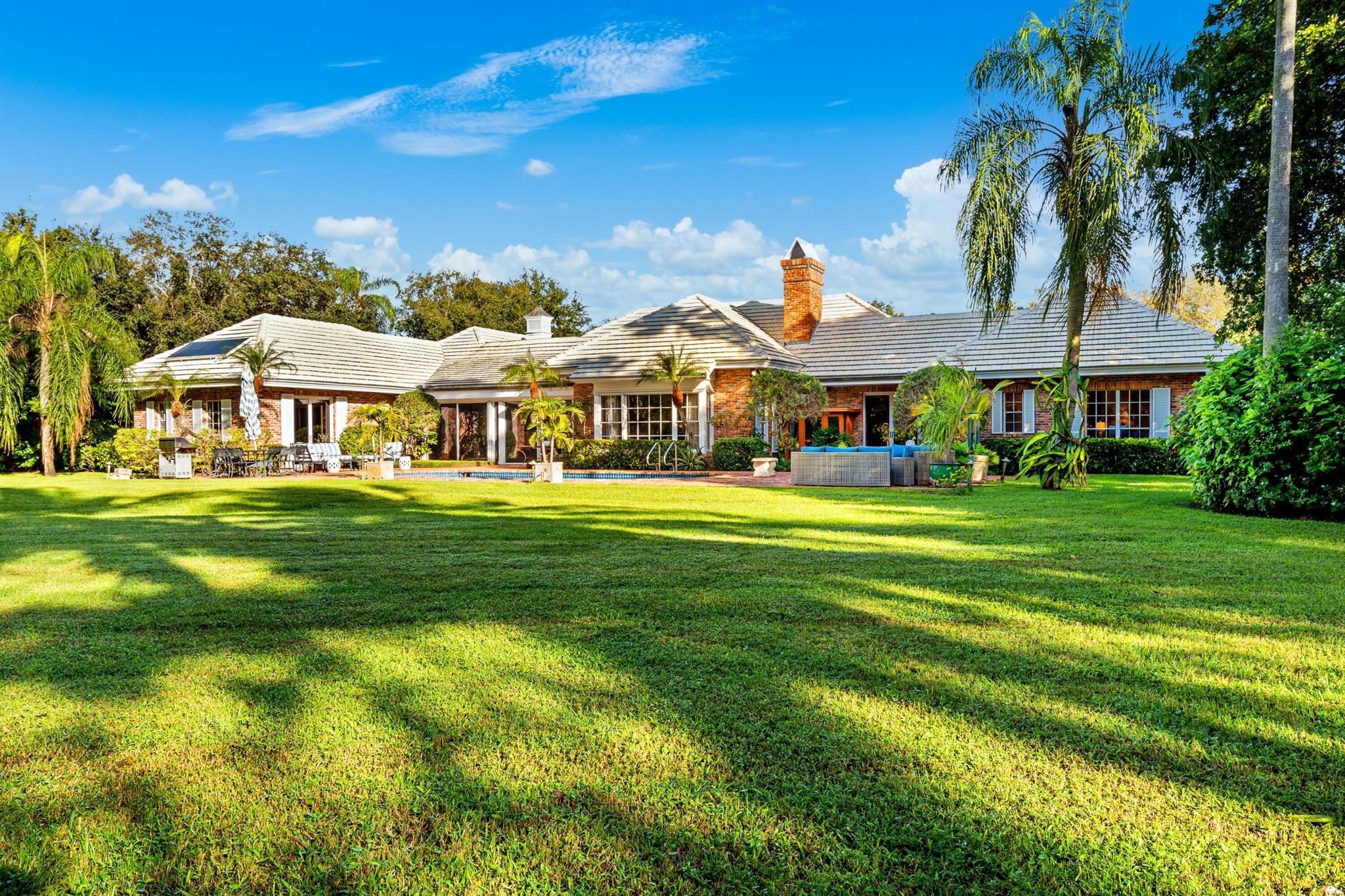 58 Country Road S