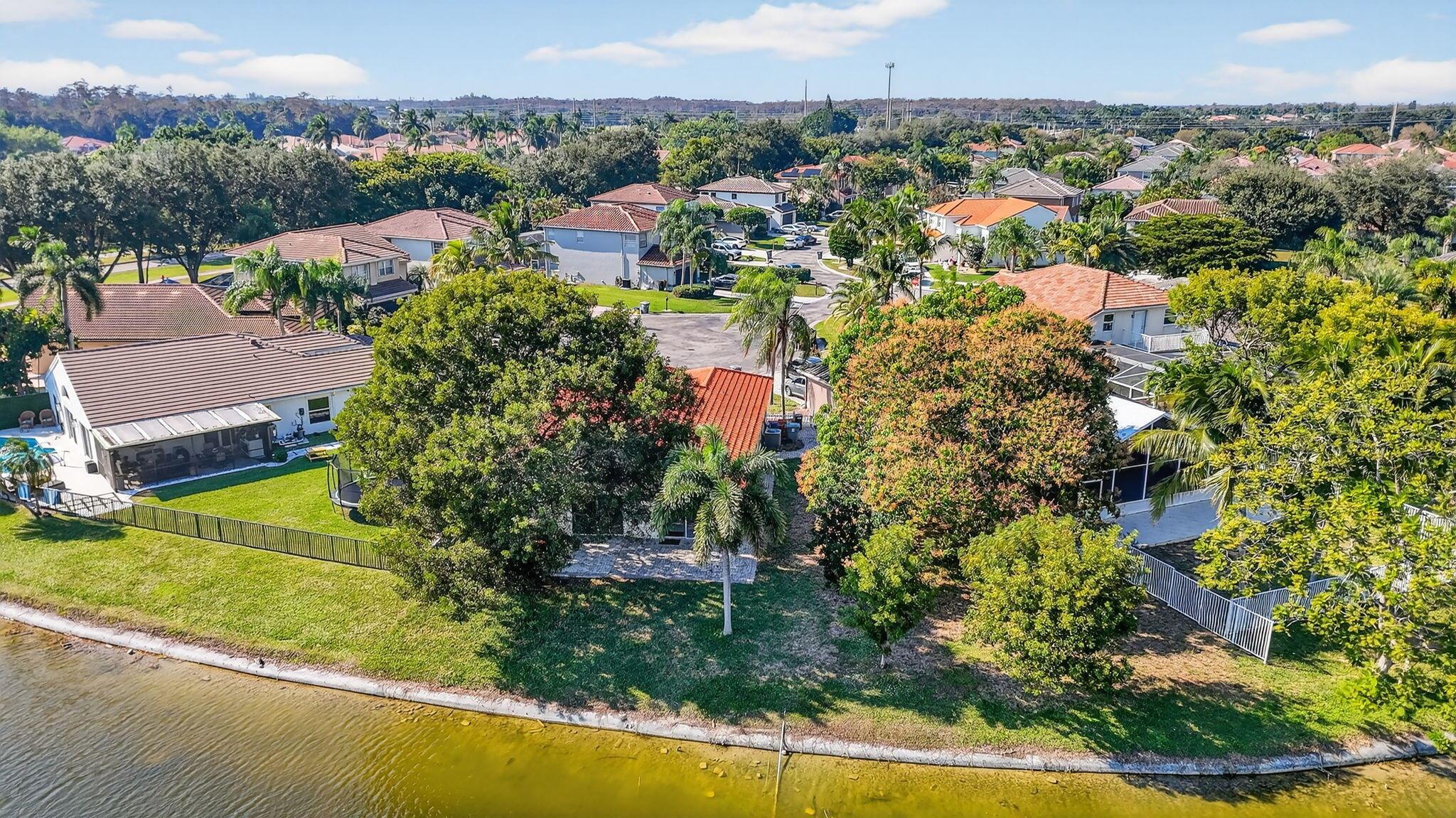 LAKES AT BOCA RATON PAR E - Residential