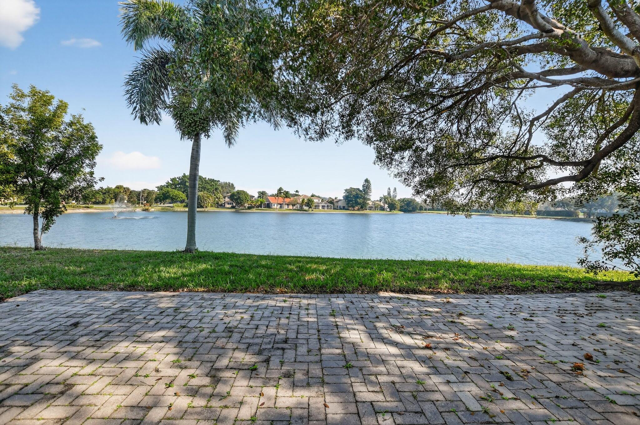 LAKES AT BOCA RATON PAR E - Residential