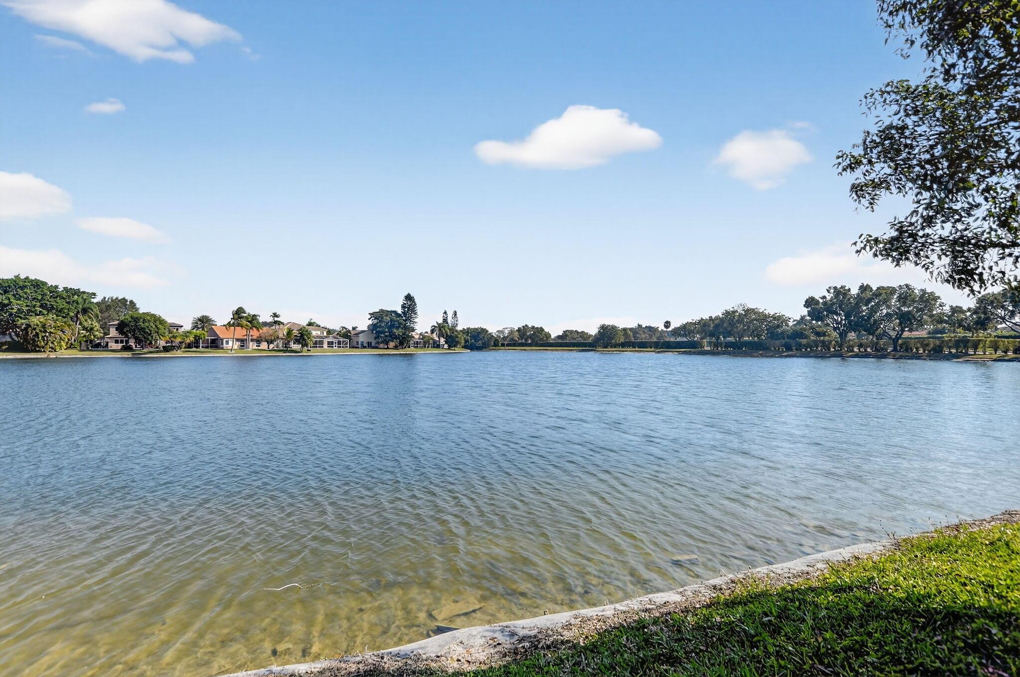 LAKES AT BOCA RATON PAR E - Residential