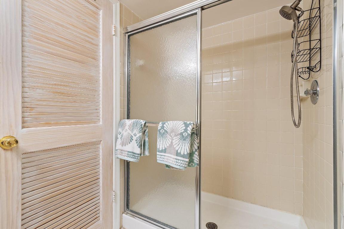 JUPITER BAY ONE THRU SIX CONDO - Residential Lease