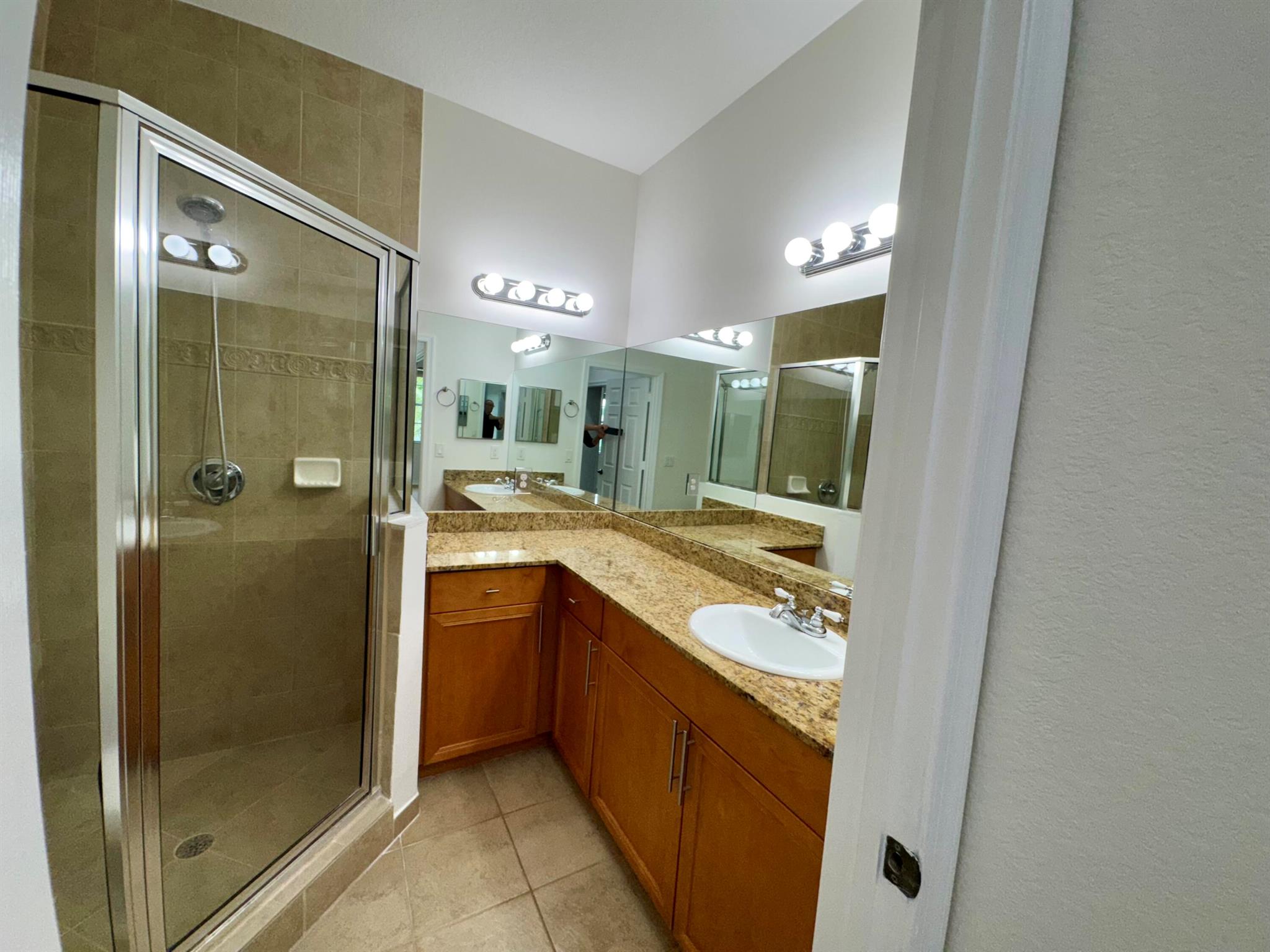 PINEAPPLE VILLAGE 2 - Residential Lease