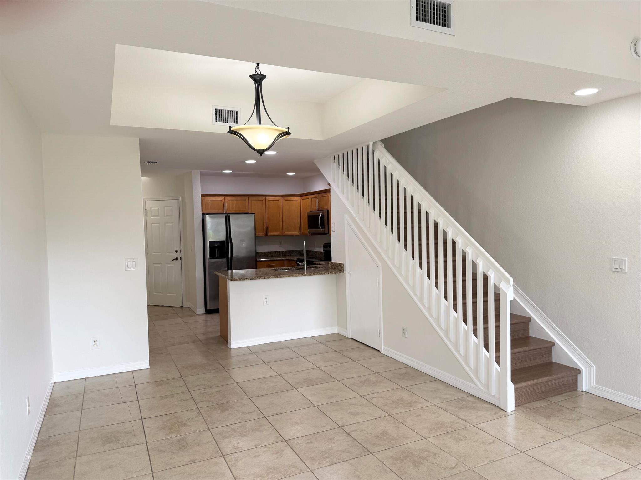 PINEAPPLE VILLAGE 2 - Residential Lease