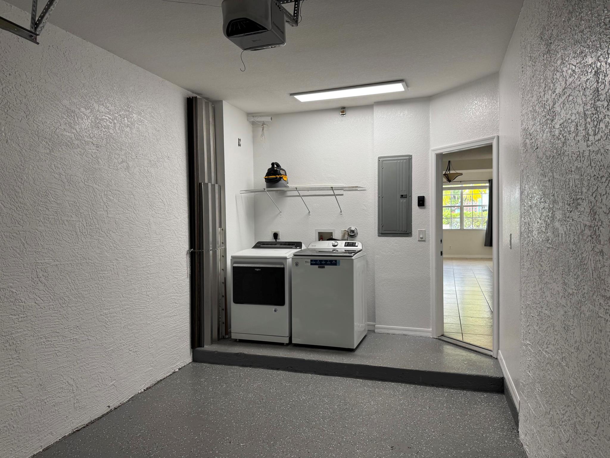 PINEAPPLE VILLAGE 2 - Residential Lease