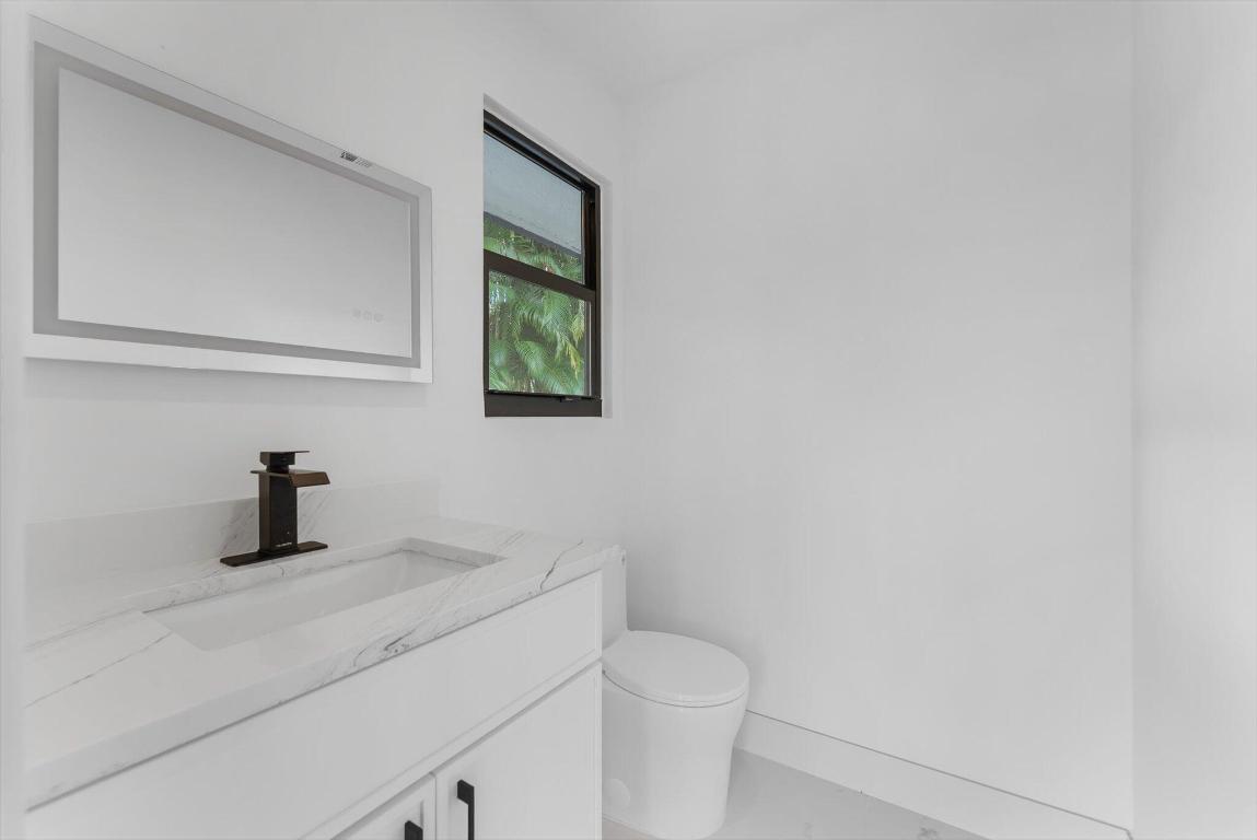 SAILBOAT POINT OF WELLINGTON - Residential