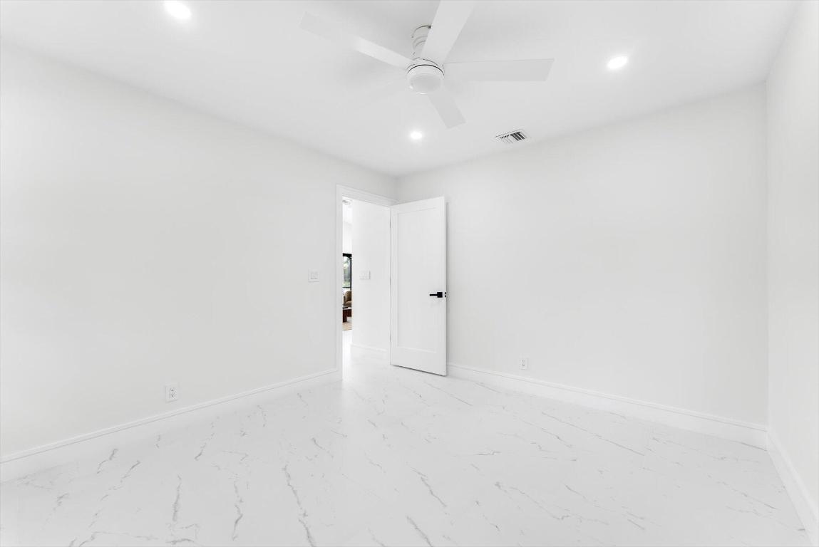 SAILBOAT POINT OF WELLINGTON - Residential