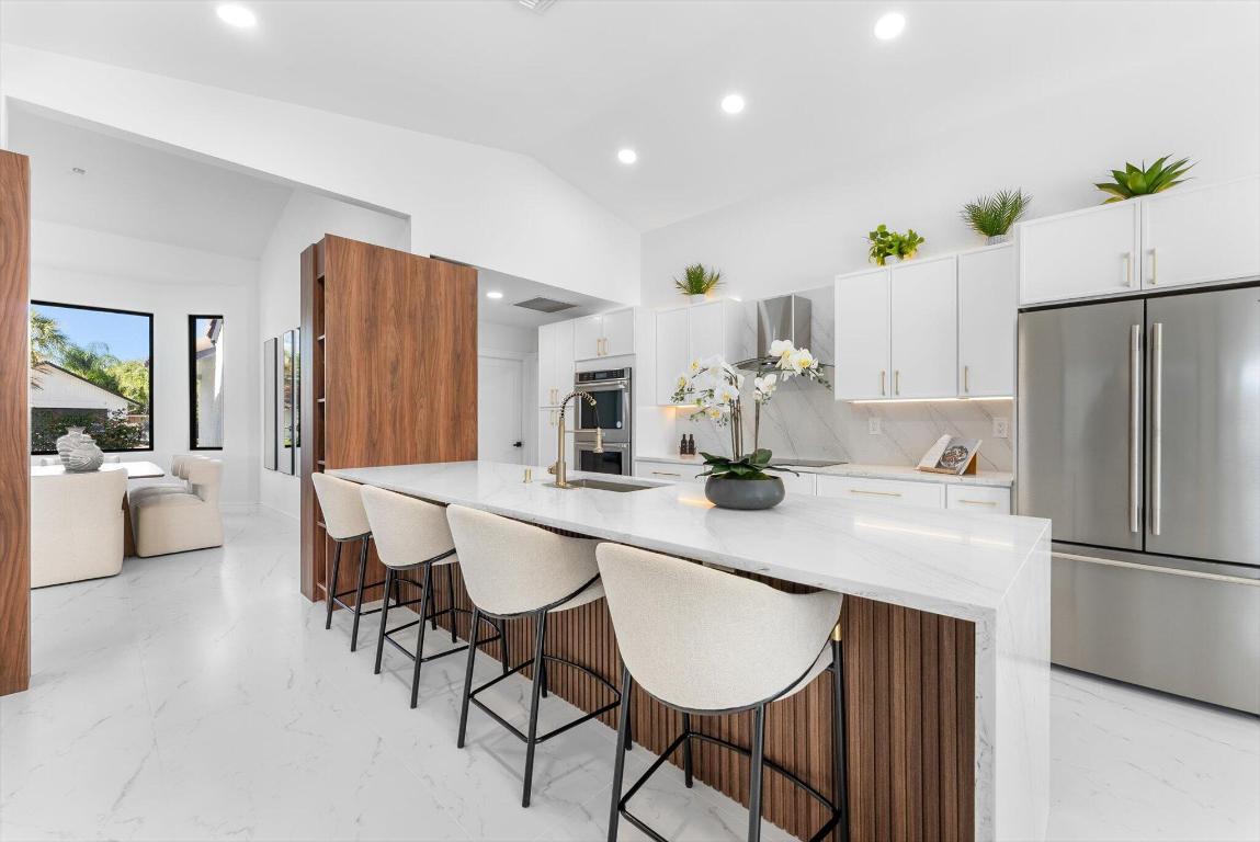 SAILBOAT POINT OF WELLINGTON - Residential