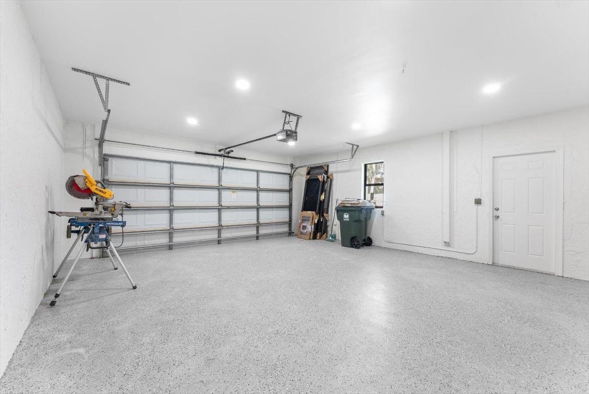 SAILBOAT POINT OF WELLINGTON - Residential