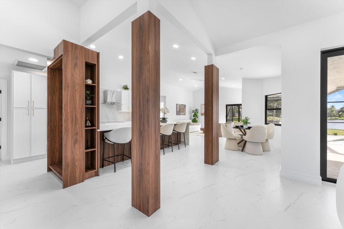 SAILBOAT POINT OF WELLINGTON - Residential