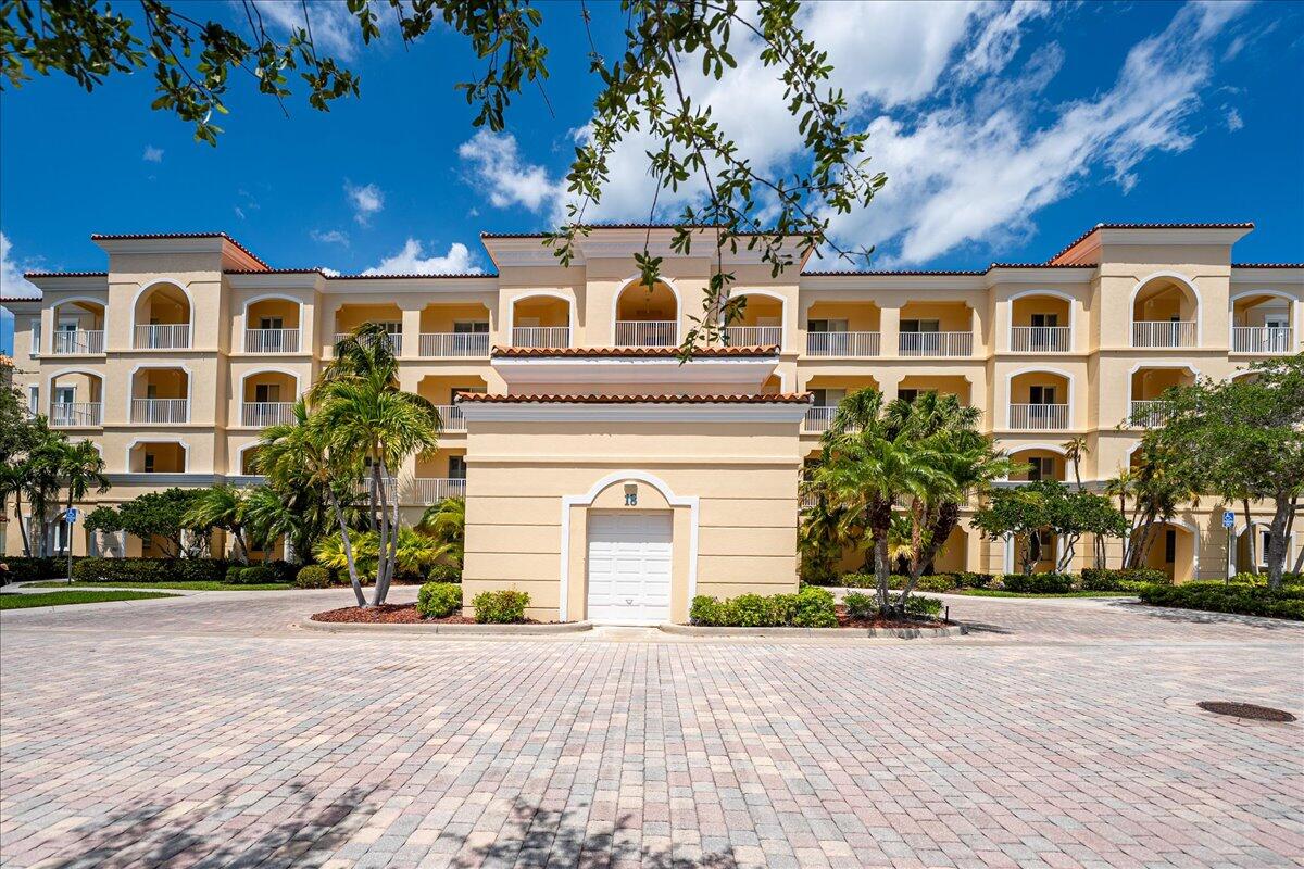 HARBOUR ISLE WEST - Residential