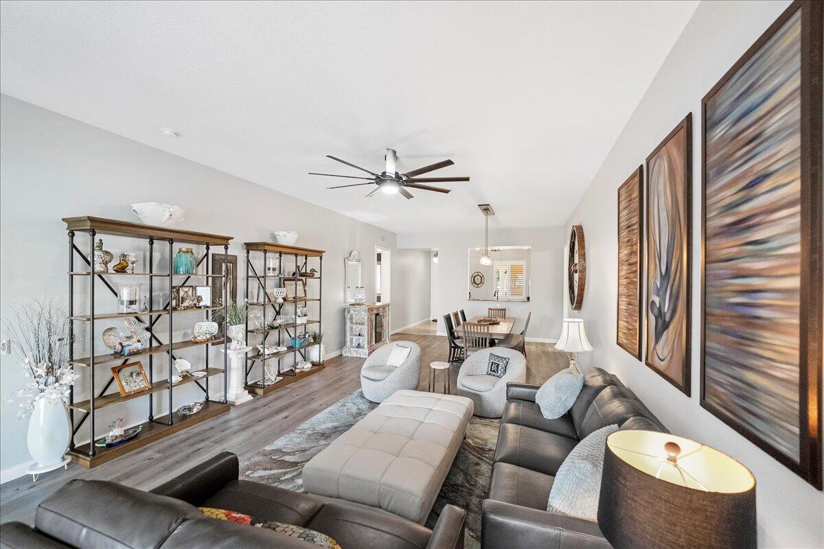 HARBOUR ISLE WEST - Residential