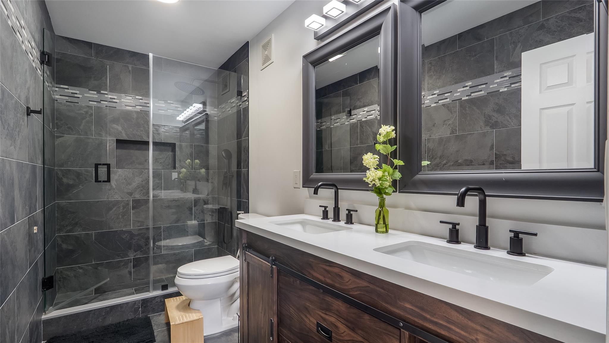 WOODMONT GARDENS - Residential