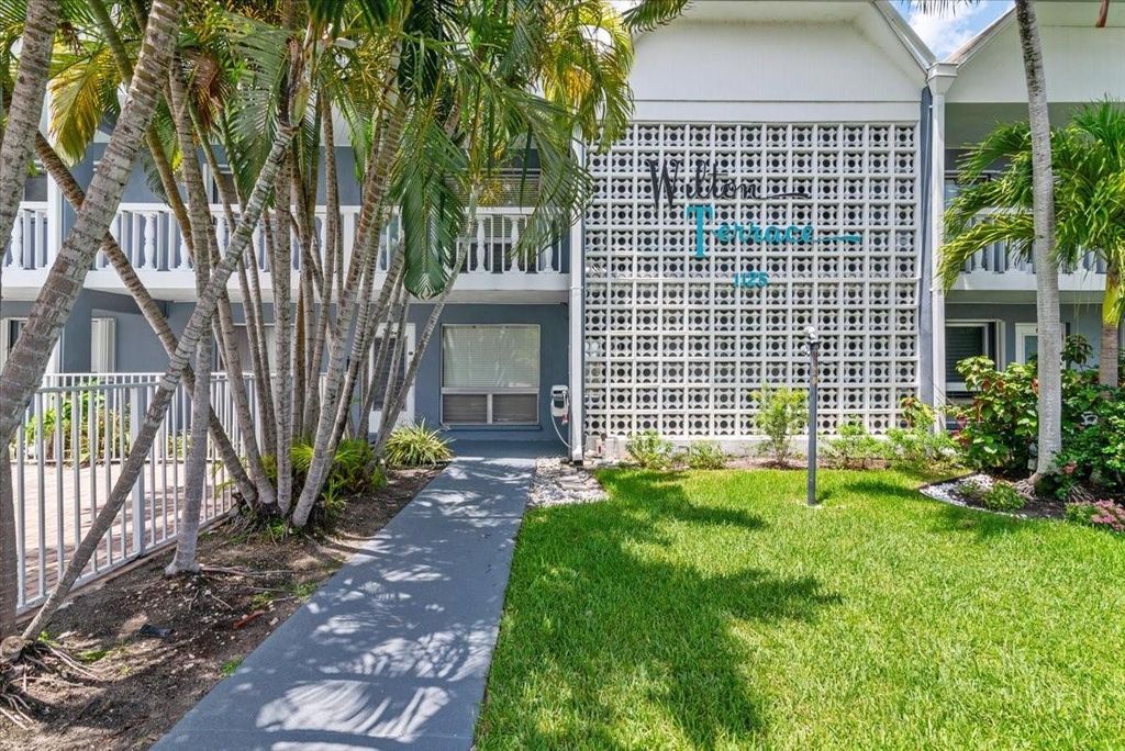 Photo of 1125 NW 30th Court #15, Wilton Manors, FL 33311 (MLS # F10503919)