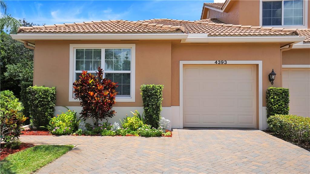 COLONY LAKE REPL NO 1 - Residential