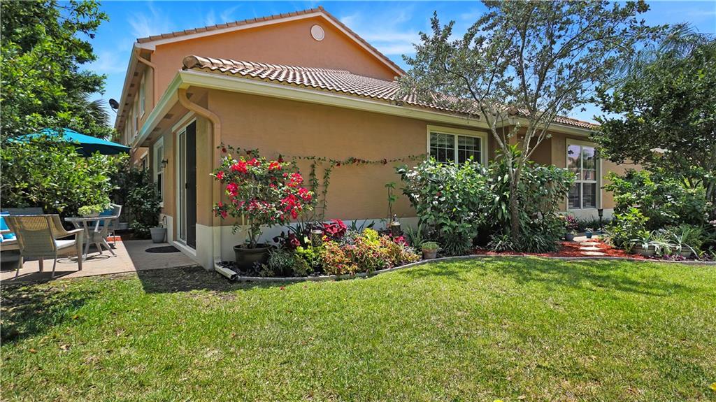 COLONY LAKE REPL NO 1 - Residential