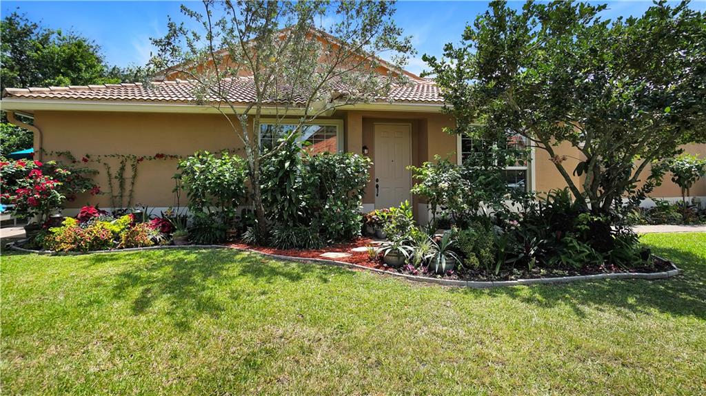 COLONY LAKE REPL NO 1 - Residential