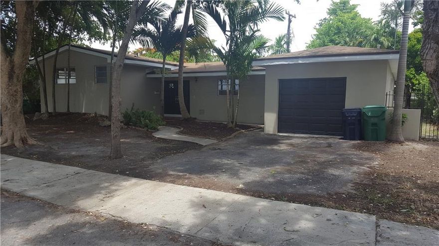 Beautiful spacious home located in a great Cutler bay neighborhood. The home has a brand new roof, remodeled kitchen with wooden cabinets quartz counter tops and a remodeled bathroom. Brand new stainless steel kitchen appliances. The home has a pool with Jacuzzi.