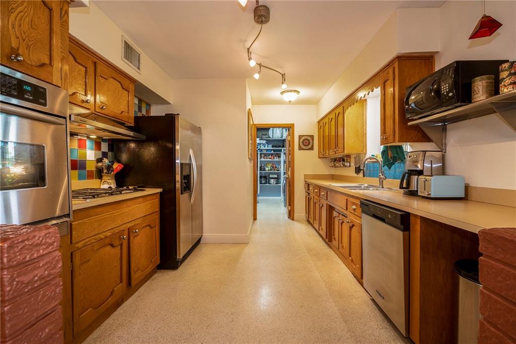 Norwood 39-21 B - Residential