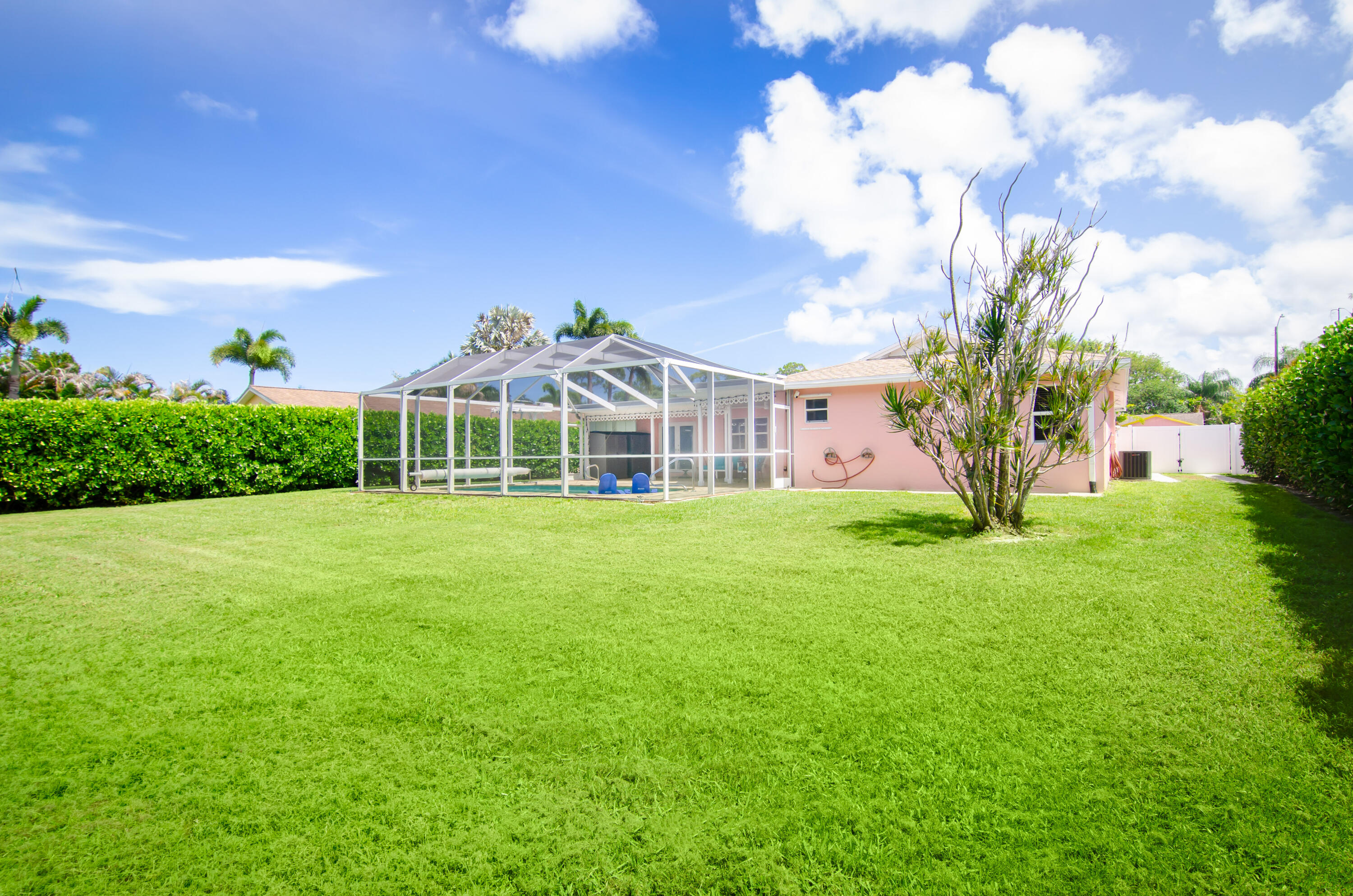 613 Oak Terrace