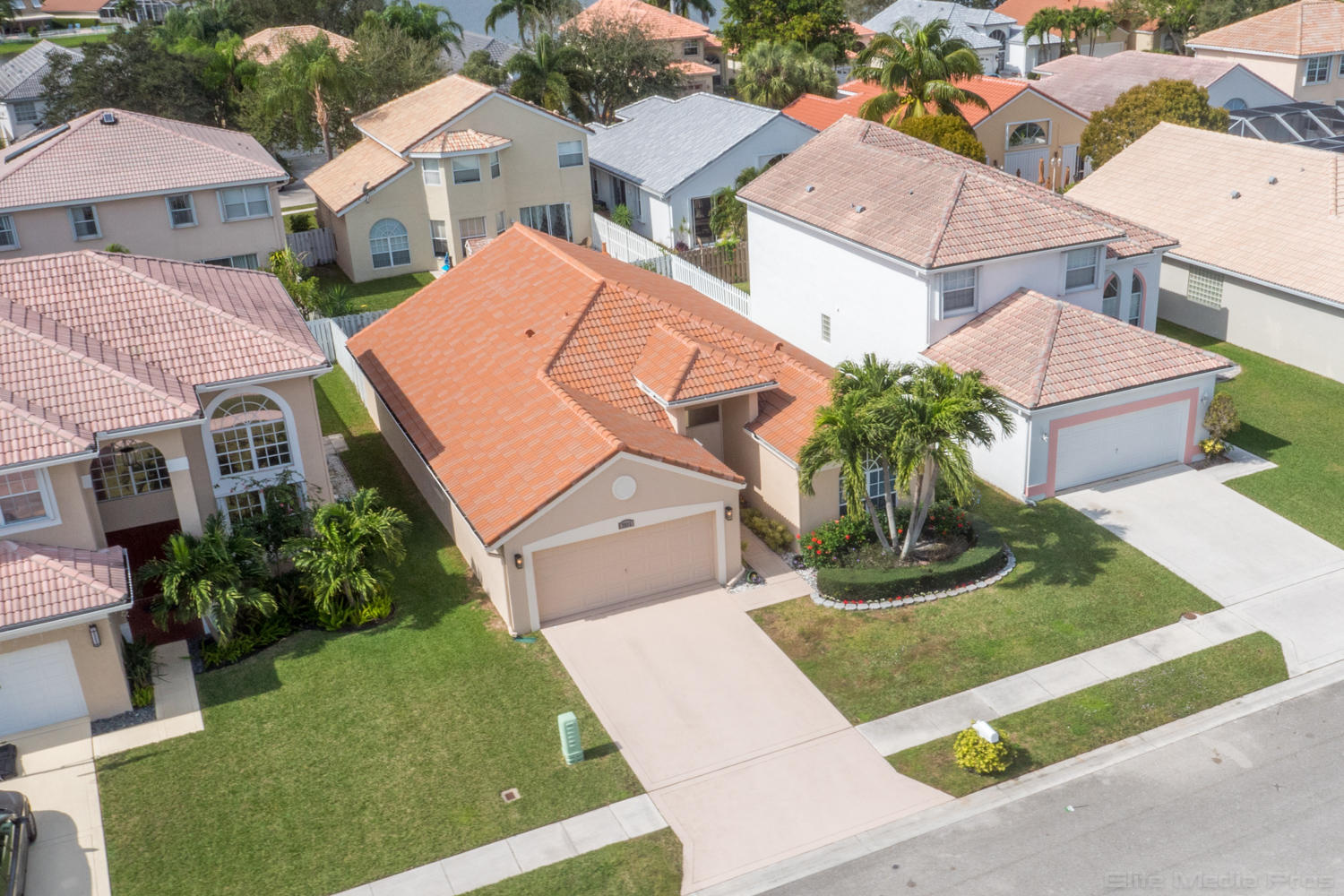 LAKE CHARLESTON - Residential