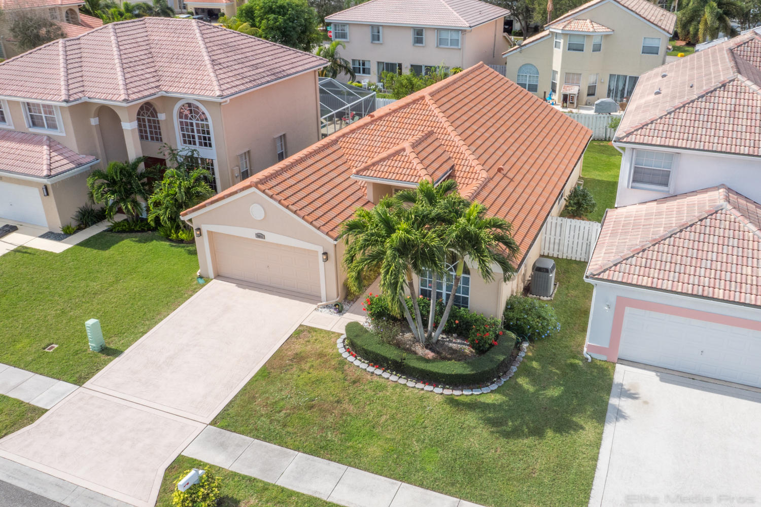 LAKE CHARLESTON - Residential