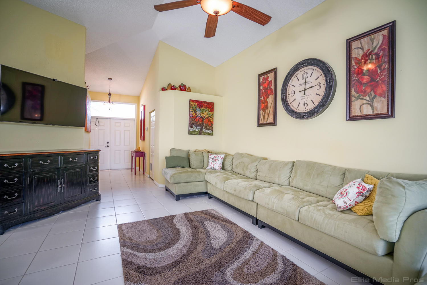 LAKE CHARLESTON - Residential