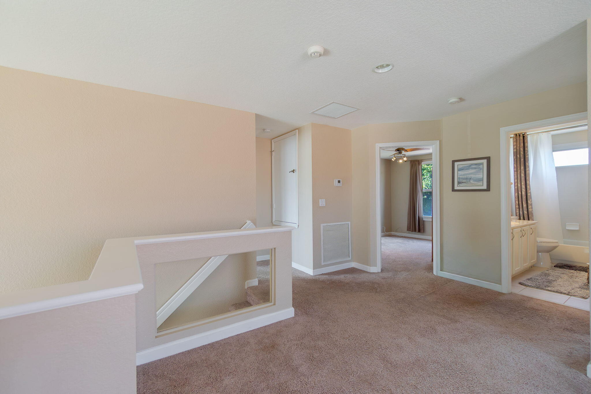 HAMILTON BAY - Residential