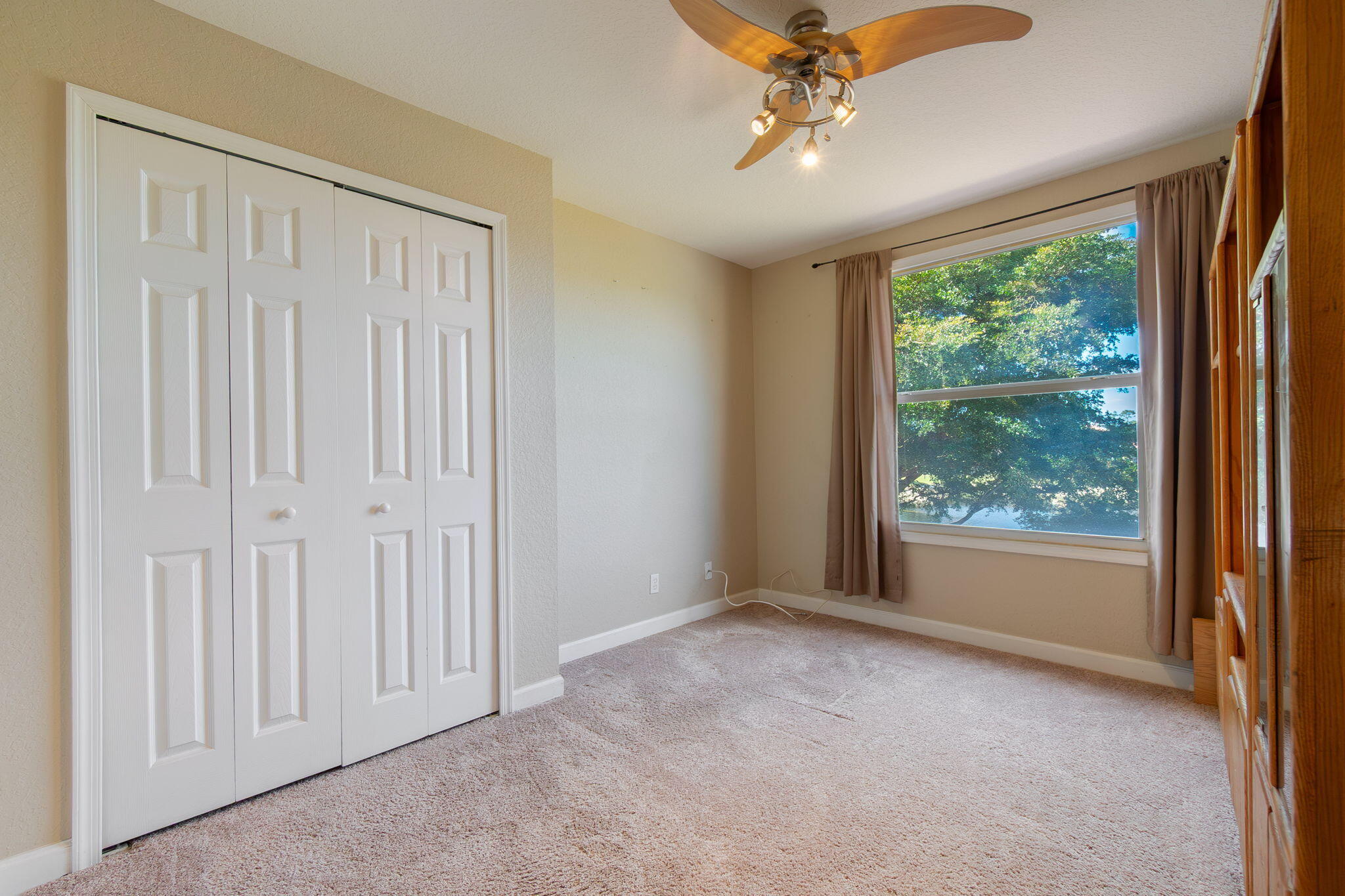 HAMILTON BAY - Residential