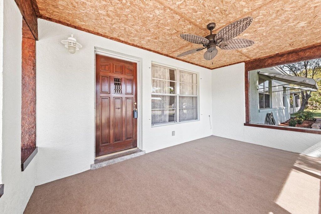 Photo of 1504 Zephyr Avenue, Fort Pierce, FL 34982 (MLS # R10961175)