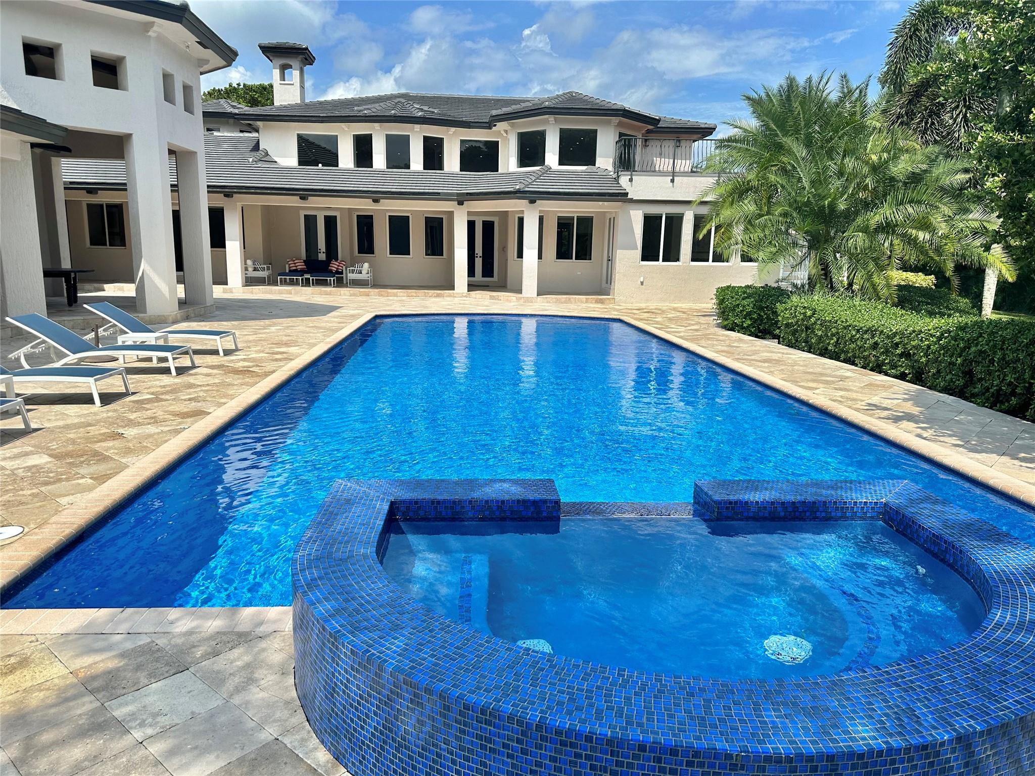 SUNSHINE RANCHES - Residential