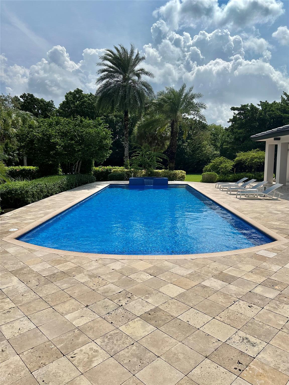 SUNSHINE RANCHES - Residential